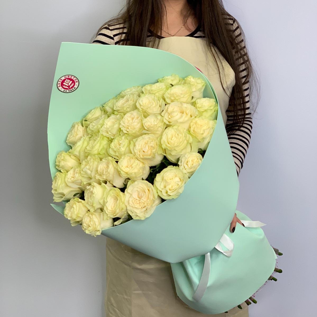 Букеты из белых роз 40 см (Эквадор) №  680
