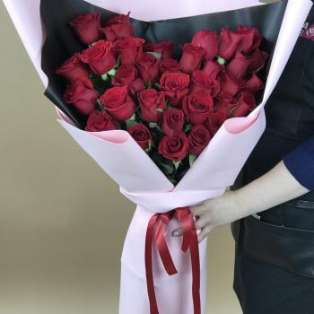 Букеты из красных роз 70 см (Эквадор) Артикул: 118150